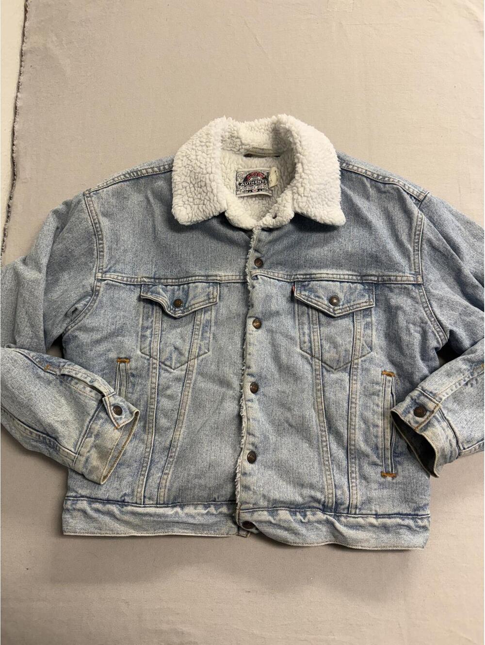 Vintage Levi's Jean Jacket Sherpa Lined Denim Trucker - M
